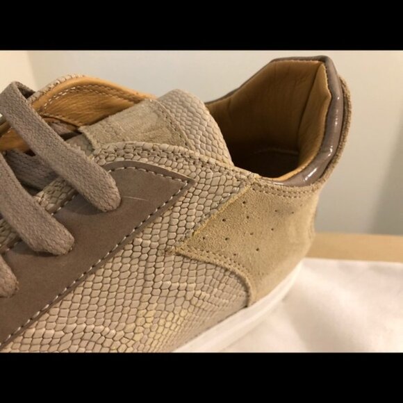 Unisex MM6 Maison Margiela‎ embossed lowtop sneaker - Picture 8 of 11